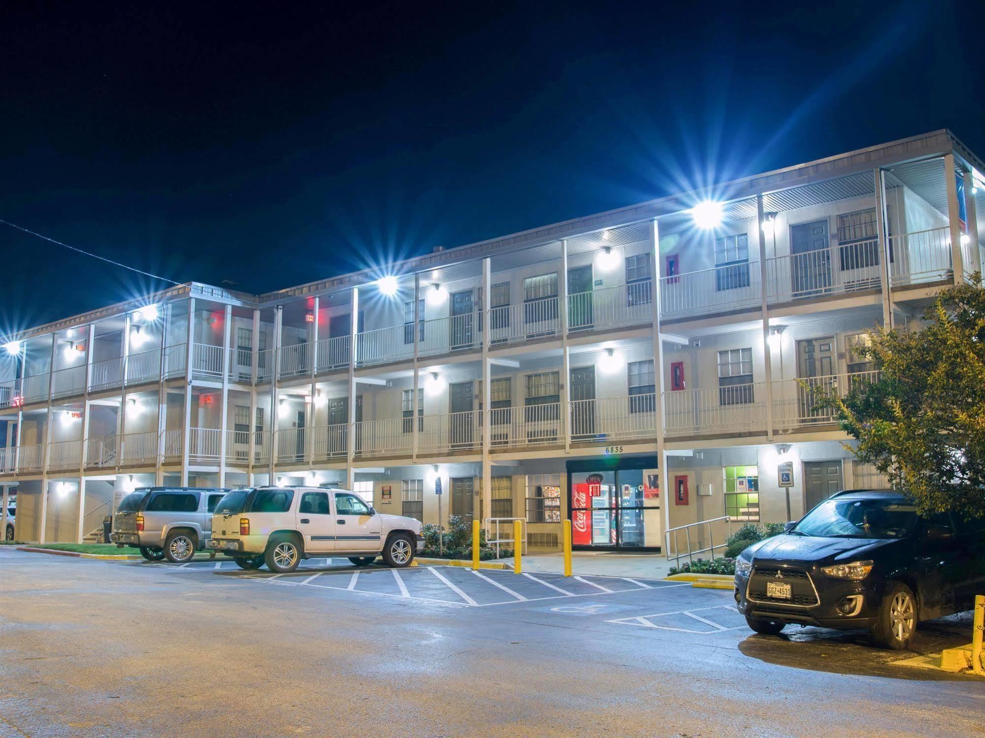 Studio 6-San Antonio, Tx - Lackland Afb Exterior foto